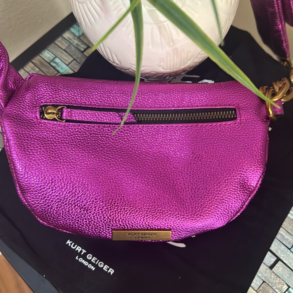 - Kurt Geiger Small Kensington Soft Quilted Leather Belt Bag - Picture 9 of 17